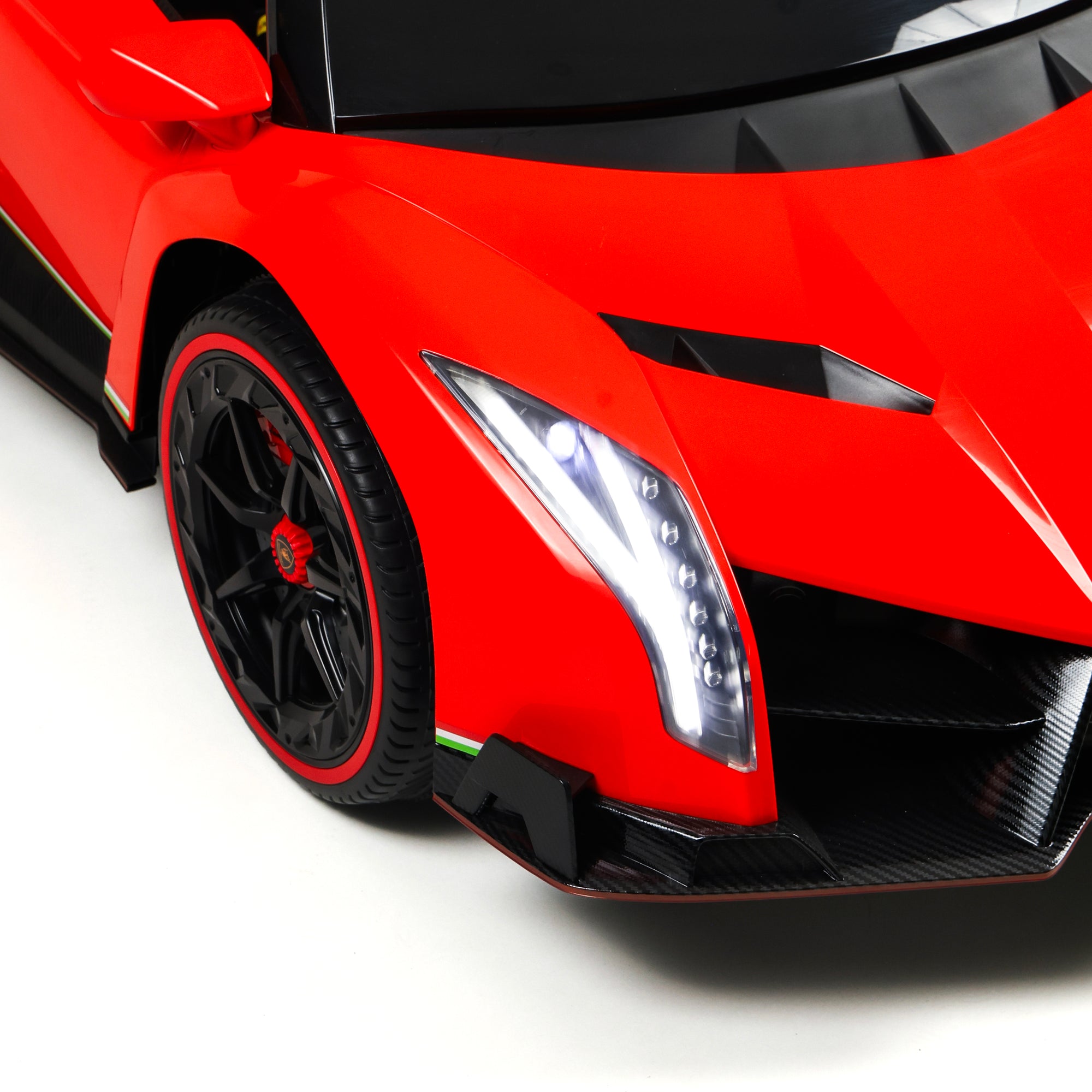 LAMBORGHINI VENENO